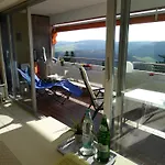Stefi, Magischer Ausblick, Schwimmbad-sauna In Apartamento *