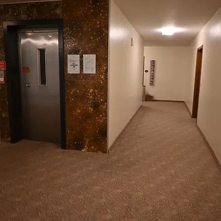 Stefi, Magischer Ausblick, Schwimmbad-sauna In アパート ラーンシュタイン