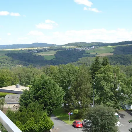 Stefi Mit Magischem Ausblick In