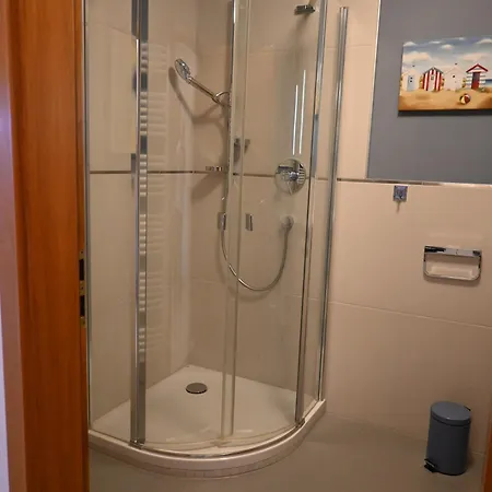 Stefi, Magischer Ausblick, Schwimmbad-sauna In לאנשטיין