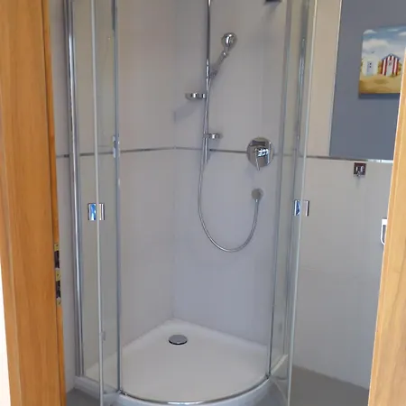 アパート Stefi, Magischer Ausblick, Schwimmbad-sauna In ラーンシュタイン