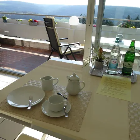 דירה Stefi, Magischer Ausblick, Schwimmbad-sauna In לאנשטיין