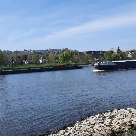 Ferienwohnung Stefi, Schwimmbad, Sauna, Magischer Ausblick In Lahnstein Apartamento