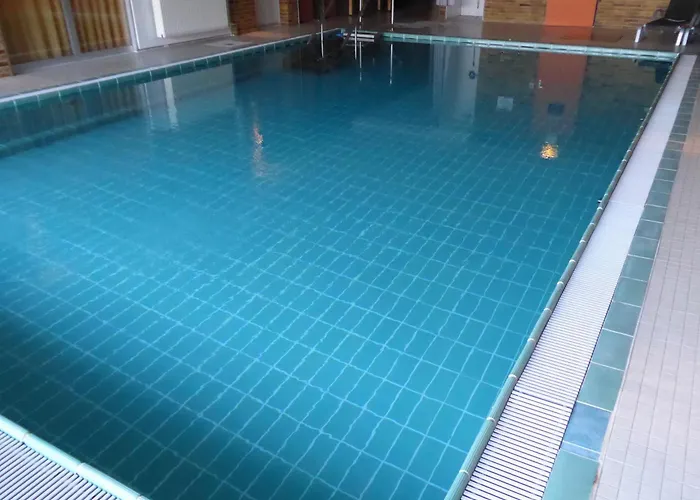 Stefi, Magischer Ausblick, Schwimmbad-sauna In * Lahnstein